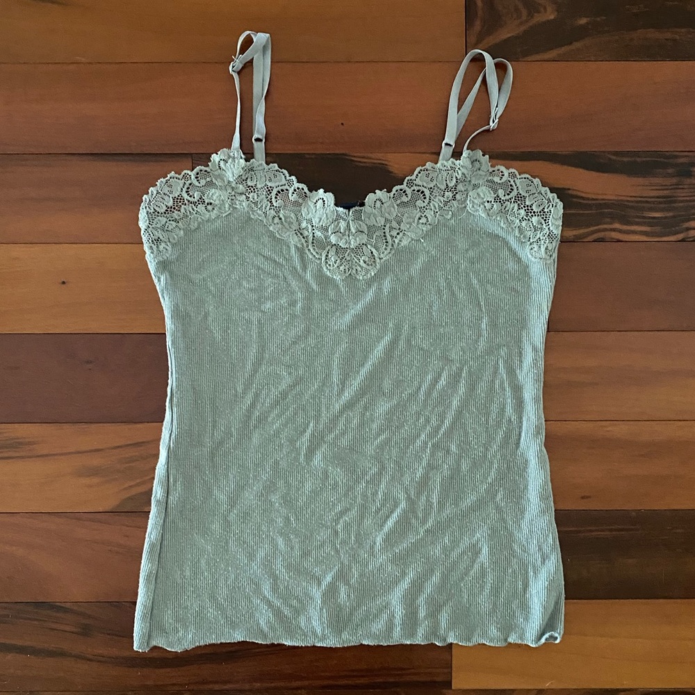 [Banana Republic] Gray Tank Top w/ Lace Detail